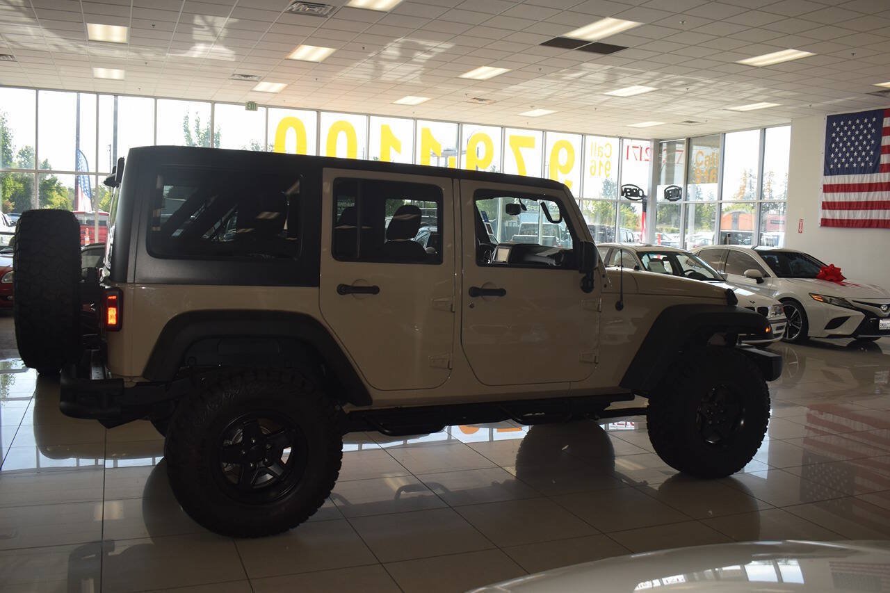 Used 2016 Jeep Wrangler Unlimited Sport w/ Quick Order Package 24S AWD/4WD image 36