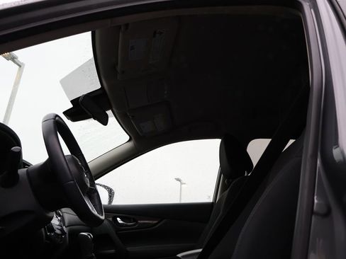 Used 2019 Nissan Rogue SV w/ Premium Package AWD/4WD image 61