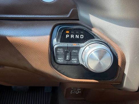 Used 2019 RAM 1500 Laramie AWD/4WD image 22