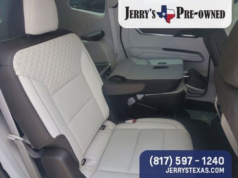 Used 2025 GMC Acadia Denali w/ LPO, Floor Liner Package FWD image 7