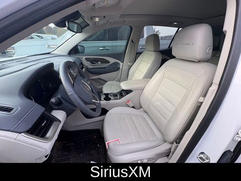 Used 2024 GMC Terrain Denali w/ Denali Premium Package image 2