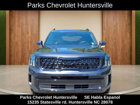 Used 2025 Kia Telluride EX X-Line AWD/4WD image 2