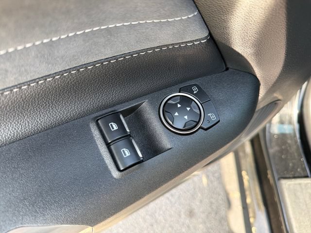 Used 2020 Ford Mustang Shelby GT350 w/ Technology Package RWD image 19