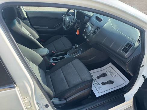 Used 2016 Kia Forte EX image 8