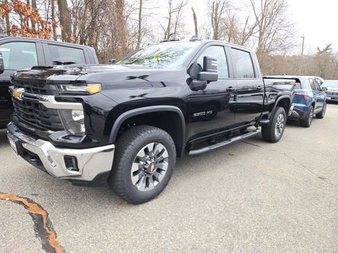 New 2026 Chevrolet Silverado 2500 LT w/ All Star Edition image 3