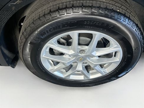 Used 2024 Chevrolet Equinox LT w/ LPO, Floor Liner Package image 11