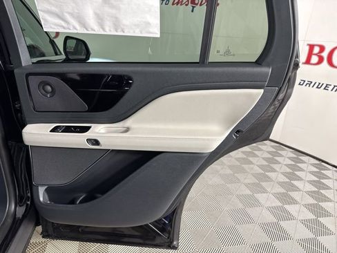 New 2026 Lincoln Aviator 2WD image 24