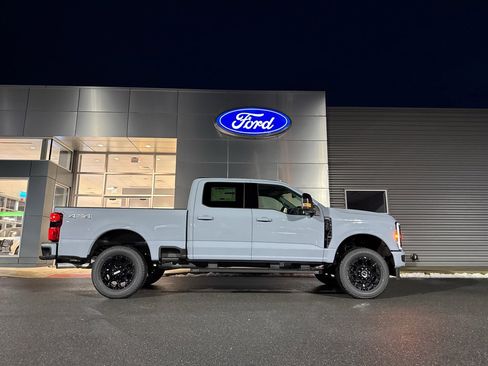 New 2026 Ford F350 Lariat w/ Black Appearance Package image 2