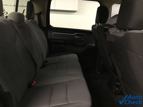 Used 2020 RAM 1500 Big Horn AWD/4WD image 38