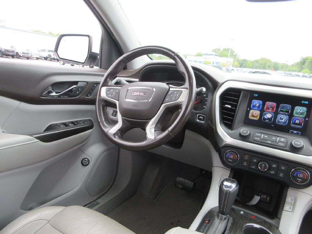 Used 2018 GMC Acadia SLT FWD image 27