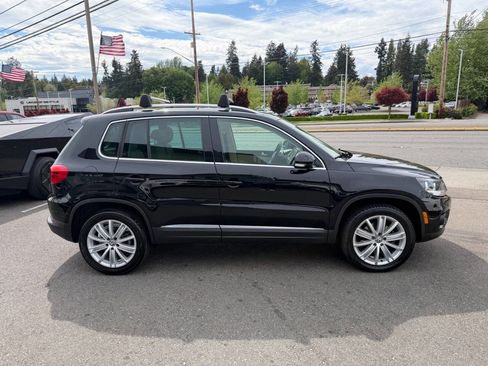 Used 2014 Volkswagen Tiguan S FWD image 8
