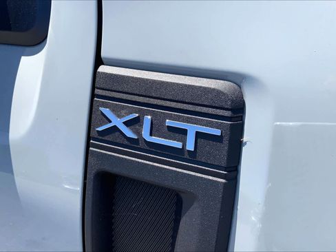 Certified 2024 Ford Maverick XLT w/ XLT Luxury Package FWD image 10
