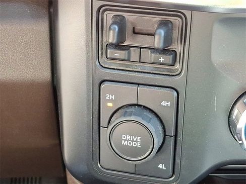 Used 2024 Ford F350 King Ranch image 25