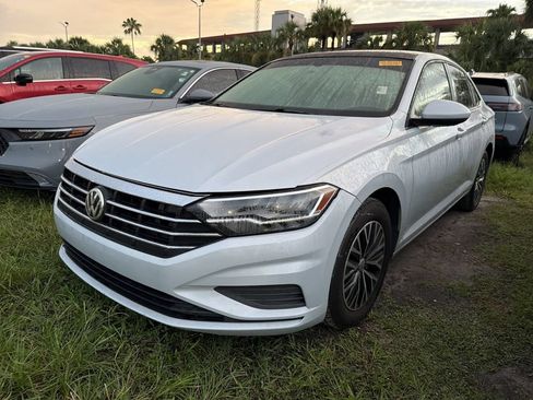 Used 2019 Volkswagen Jetta SE FWD image 11