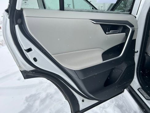 Used 2024 Toyota RAV4 XLE image 15