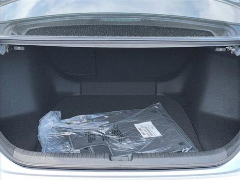 Used 2025 Honda Accord SE image 7