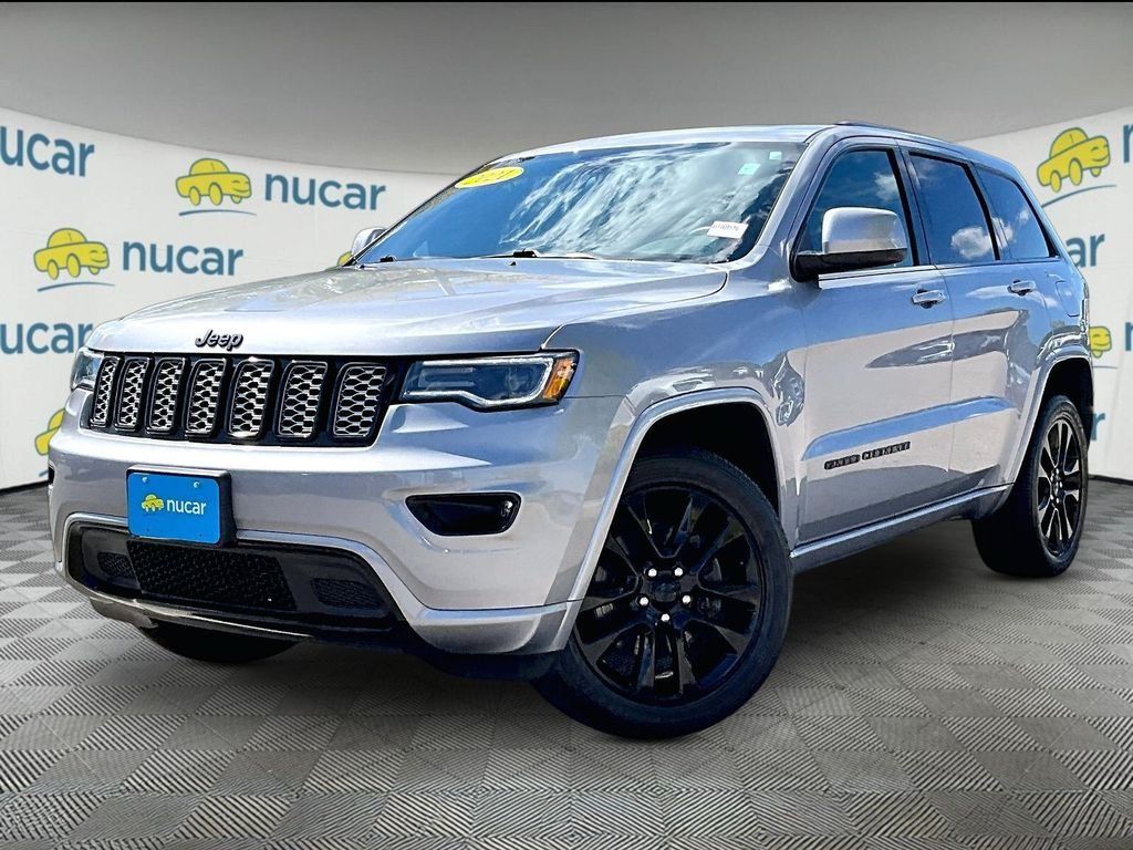 Used 2021 Jeep Grand Cherokee Laredo X AWD/4WD image 3