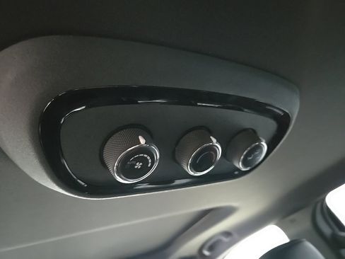 Used 2023 Dodge Durango GT image 98