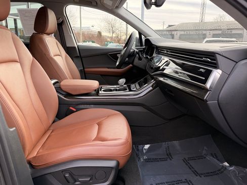 Certified 2023 Audi Q7 2.0T Premium w/ Convenience Package image 17