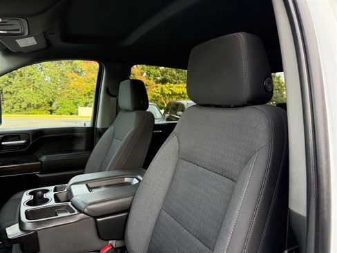 Used 2022 Chevrolet Silverado 2500 LT w/ Convenience Package image 29