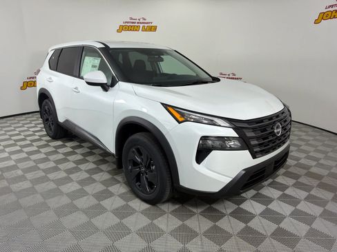 New 2026 Nissan Rogue SV FWD image 8