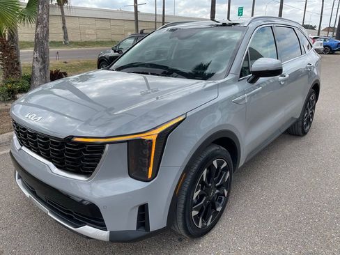 New 2026 Kia Sorento EX FWD image 3