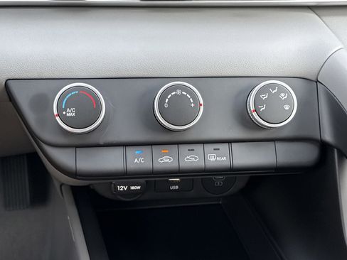 New 2026 Hyundai Elantra SE FWD image 23