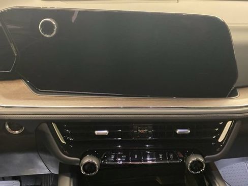 New 2026 Chevrolet Tahoe High Country AWD/4WD image 36