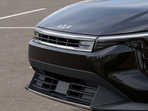 New 2025 Kia K4 EX image 12