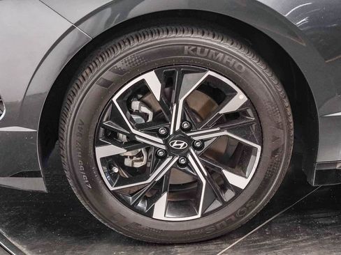 Used 2025 Hyundai Sonata SEL FWD image 10