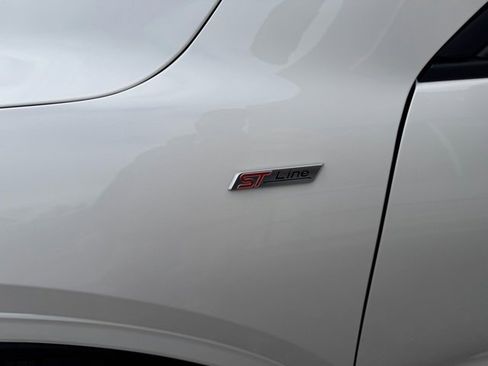 Used 2024 Ford Escape ST-Line w/ Tech Pack #1 image 9