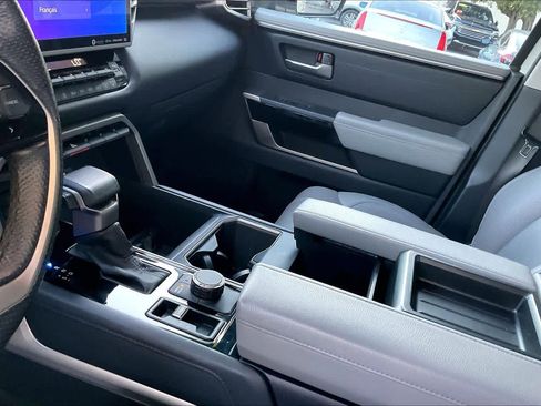 Used 2022 Toyota Tundra Limited image 16