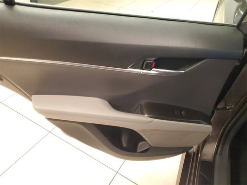 Certified 2022 Toyota Camry LE image 13