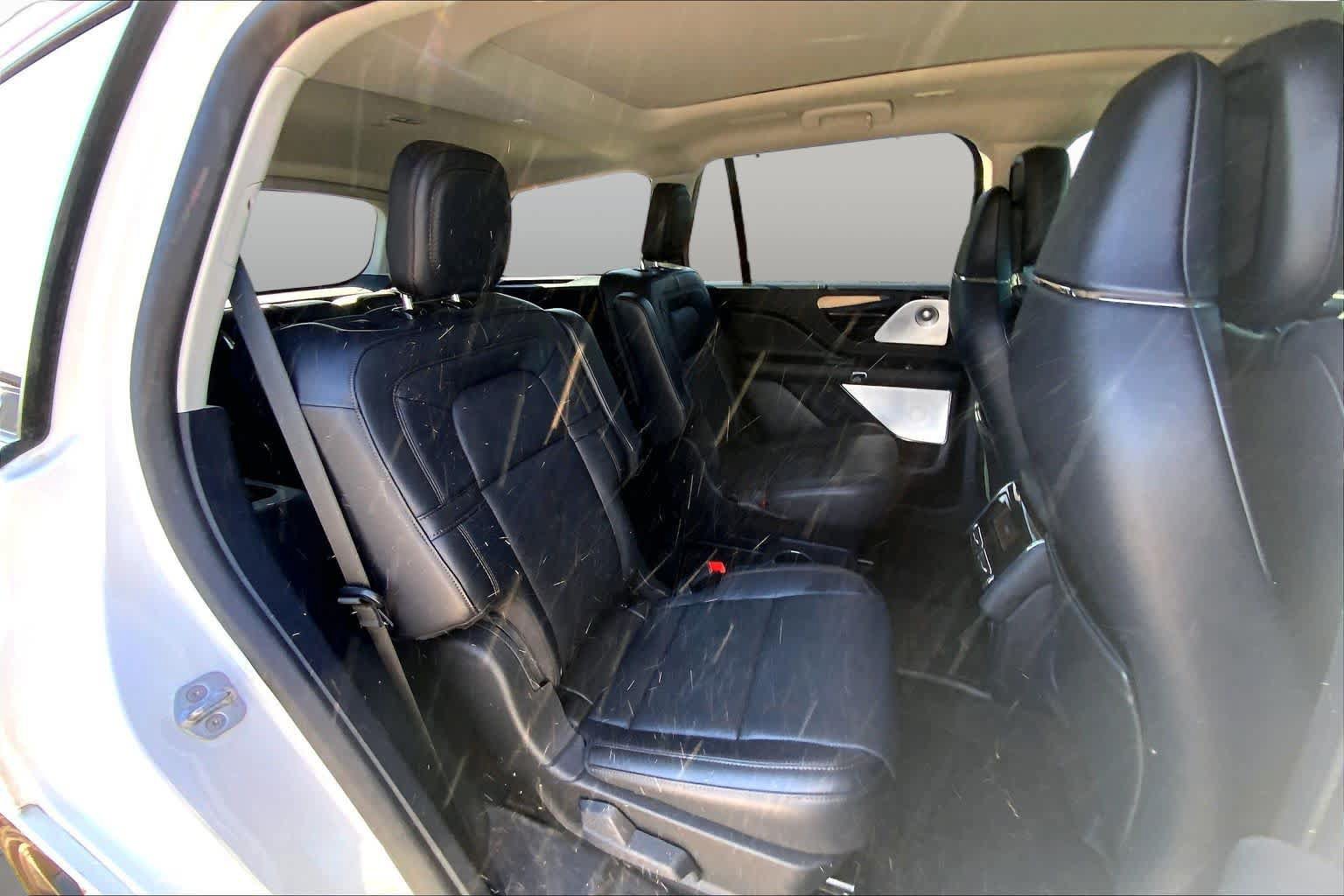Used 2025 Lincoln Aviator Reserve w/ Equipment Group 201A AWD/4WD image 20