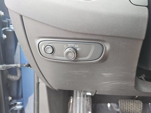 Certified 2024 Chevrolet Equinox LT AWD/4WD image 31
