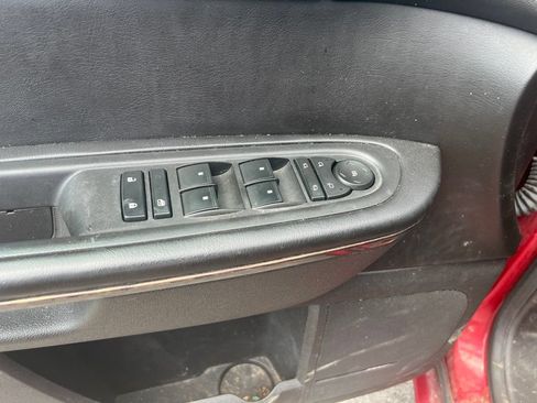 Used 2013 GMC Acadia Denali AWD/4WD image 22