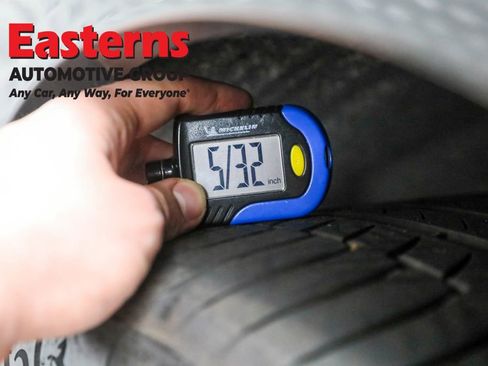 Used 2023 BMW X6 M50i w/ Executive Package AWD/4WD image 28