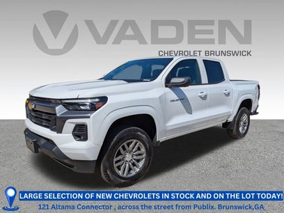 New 2025 Chevrolet Colorado W/T w/ WT Convenience Package II