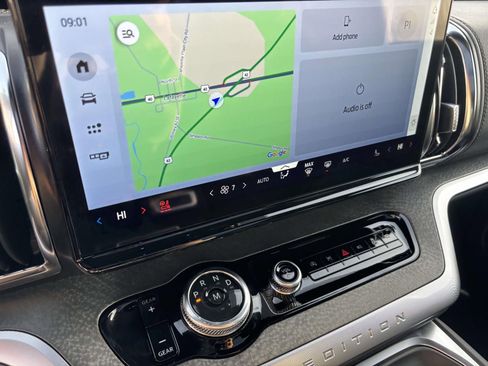 New 2026 Ford Expedition Tremor image 21