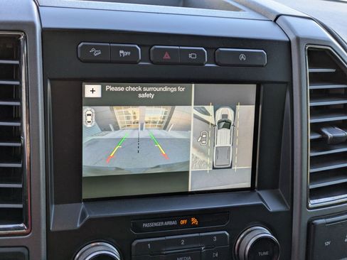 Used 2018 Ford F150 Raptor w/ Equipment Group 802A Luxury image 23