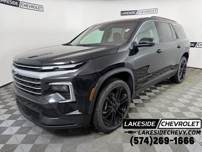 New 2025 Chevrolet Traverse LT w/ Enhanced Driving Package