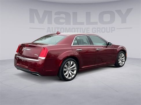 Used 2017 Chrysler 300 C w/ Safetytec Plus Group image 3