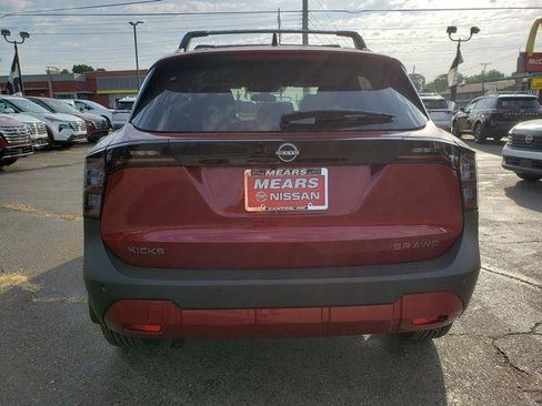 New 2026 Nissan Kicks SR w/ Cold Weather Package AWD/4WD image 5