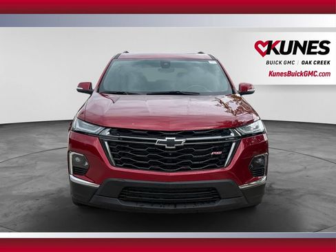 Used 2023 Chevrolet Traverse RS AWD/4WD image 2