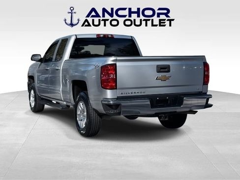 Used 2018 Chevrolet Silverado 1500 LT AWD/4WD image 6