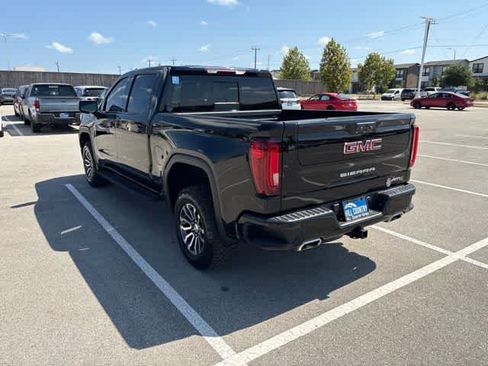 Used 2023 GMC Sierra 1500 AT4 w/ AT4 Premium Package AWD/4WD image 3
