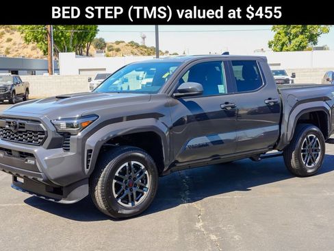 Used 2026 Toyota Tacoma TRD Sport AWD/4WD image 4