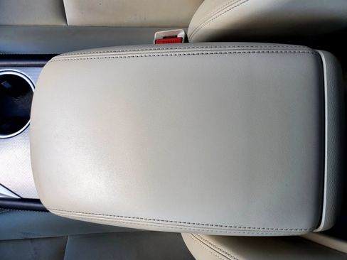 Used 2015 INFINITI Q50 Premium w/ Navigation Package RWD image 39