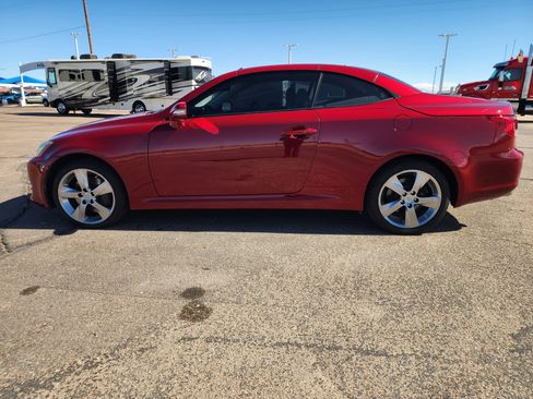 Used 2010 Lexus IS 350C image 7
