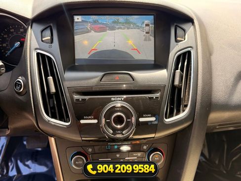 Used 2016 Ford Focus Titanium w/ Exterior Protection Package FWD image 19